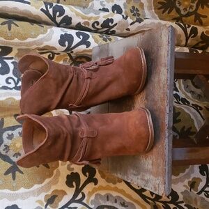 Mia Heeled Suede Ankle Booties - Size 6.5